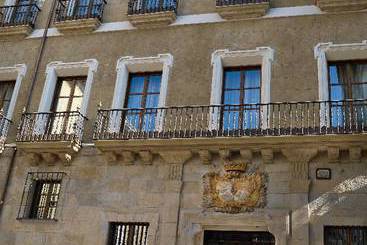 هتل Palacio Guendulain