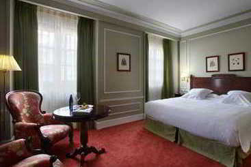 هتل Palacio Guendulain