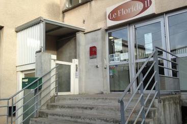 هتل P'tit Dej-Hôtel Clermont-Ferrand Centre