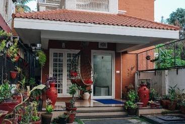 پانسیون Adams Cottage Kochi
