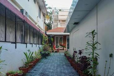 پانسیون Adams Cottage Kochi