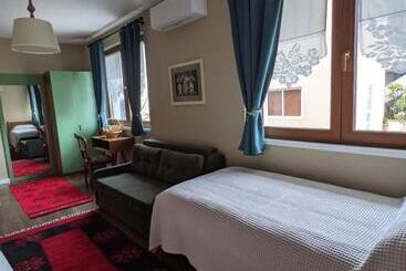 پانسیون Guesthouse Tershana