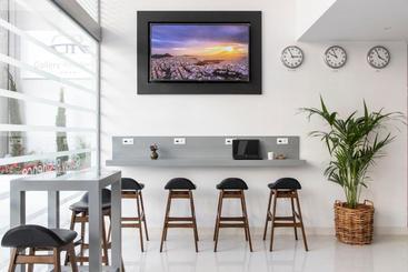 هتل Gallery Suites & Residences