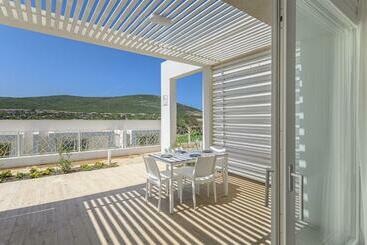 Capo Falcone Beach Charming Apartments Stintino