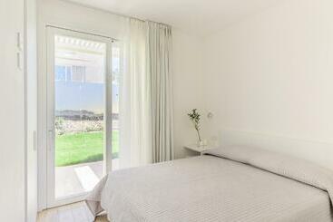 Capo Falcone Beach Charming Apartments Stintino
