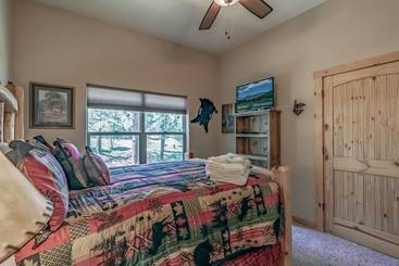 Cozy Knotty And Nice