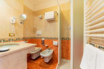 هتل Grand  Nuove Terme