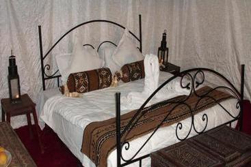 هتل Auberge Bivouac La Belle Etoile