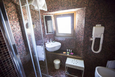 هتل Lubra Casa Relax