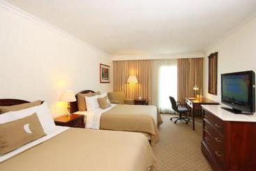هتل Quality Inn Nuevo Laredo