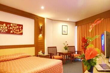 Hotel Royal Twins Palace