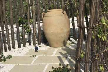 Pretty Trullo Cottage In Martinafranca With Garden And Barbecue