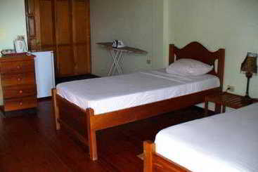 هتل Tobago Island Suites