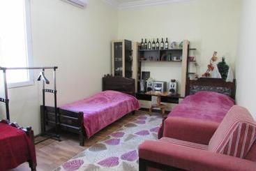 هاستل Jesis Batumi