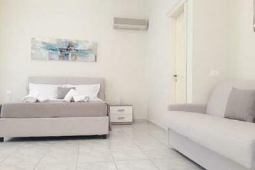 تختخواب و صبحانه Sweet Home Agropoli