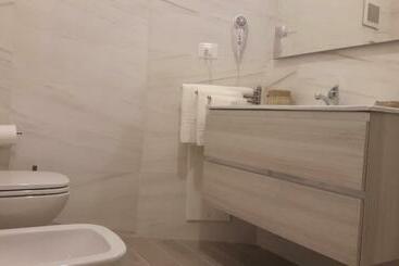 تختخواب و صبحانه Sweet Home Agropoli