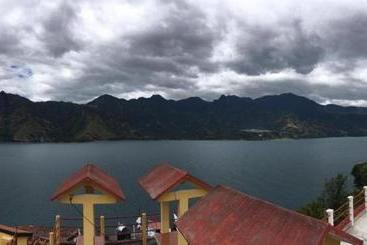 هاستل Villa Del Lago