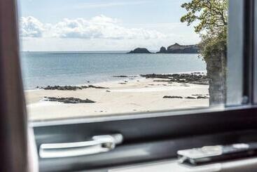 هتل No 2 Ocean Cabins   Saundersfoot Harbour   Saundersfoot