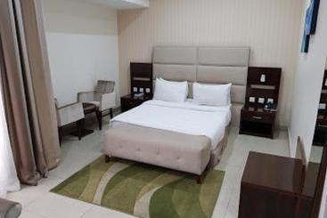 پانسیون Room In Lodge   Full Moon Hotel 2bd Apartment