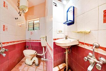 בית מלון כפרי Spot On Janapriya Lodge Near Hare Krishna Hill