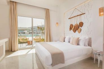 Tanoak Resort - Ain Soukhna