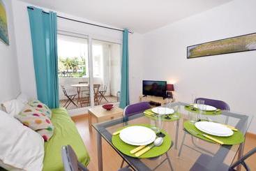 Apartamentos Royal Marine