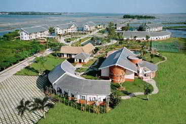 هتل Tam Giang Resort & Spa