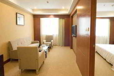 هتل Yijia Business Inn