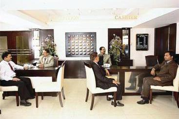Safi Landmark Hotel & Suites