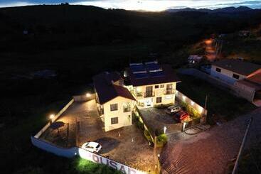 ホテル Pousada Montanhas Das Gerais