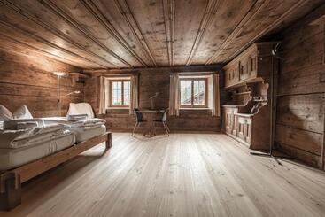 ホテル Weiss Kreuz