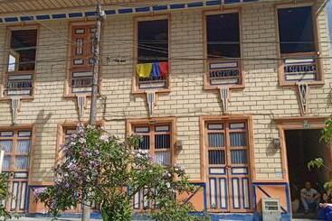 فندق Hostal Casa Victoria Pijao