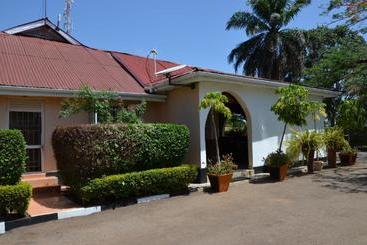 Sunset Hotel Entebbe