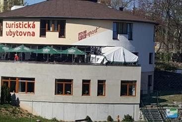 Hostel Příběh