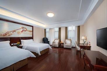 Vienna Hotel Chongqing Chuangyi Park