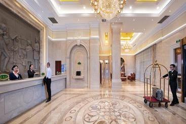Vienna Hotel Chongqing Chuangyi Park