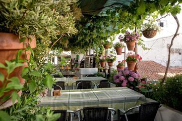 پانسیون Hostal Soledao