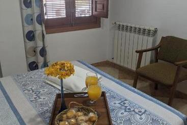 پانسیون Hostal Moraima