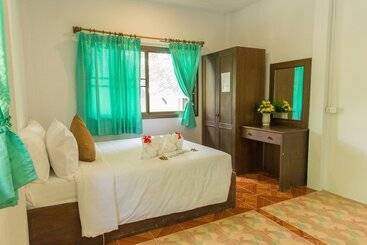 هتل Adarin Beach Resort