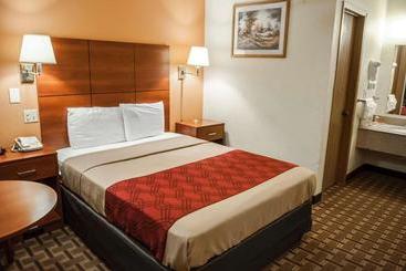 هتل Econo Lodge Midtown Albuquerque