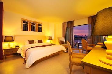 Navalai River Resort