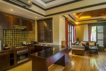 استراحتگاه Kirikayan Luxury Pool Villas & Suite