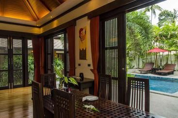 استراحتگاه Kirikayan Luxury Pool Villas & Suite