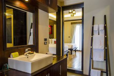 استراحتگاه Kirikayan Luxury Pool Villas & Suite