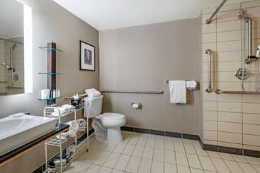 Cambria Hotel Columbus   Polaris