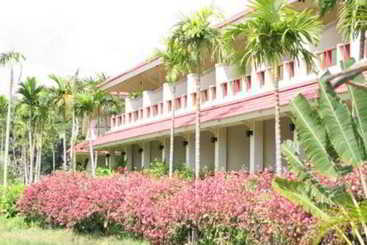 هتل Muaklek Health Spa & Resort