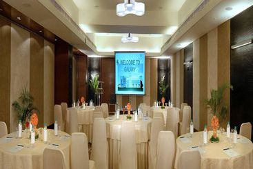 Galaxy Hotel - Shopping - Spa