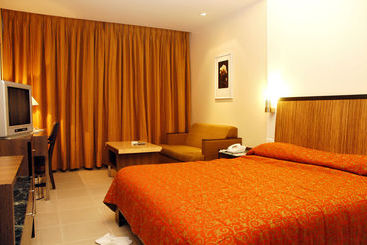 هتل Deccan Rendezvous