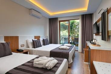 Le Marden Hotel Spa