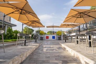 هتل Best Western Plus Sabaudia